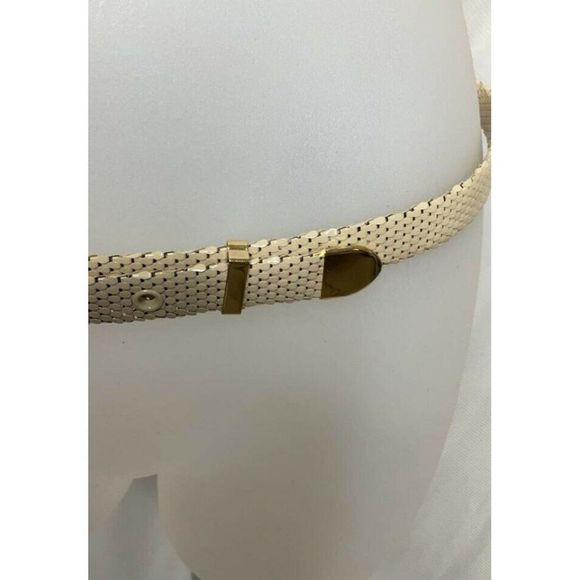 𝅺SMALL Marshal Metal Hong Kong NWOT Vintage beige belt gold hardware scales - Picture 3 of 6